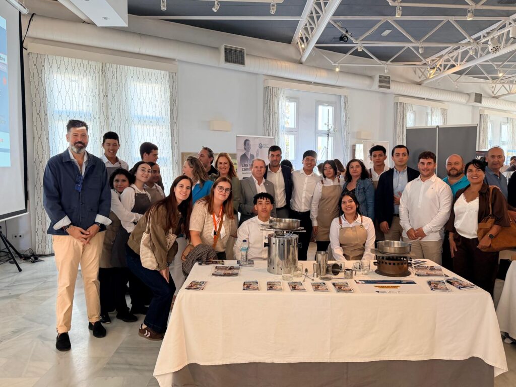 Feria FP Pyme Mojacar 22102026 1 - La Cámara de Almería conecta a pymes, centros de formación y futuros profesionales en la Feria FP Pyme 2026 en Mojácar